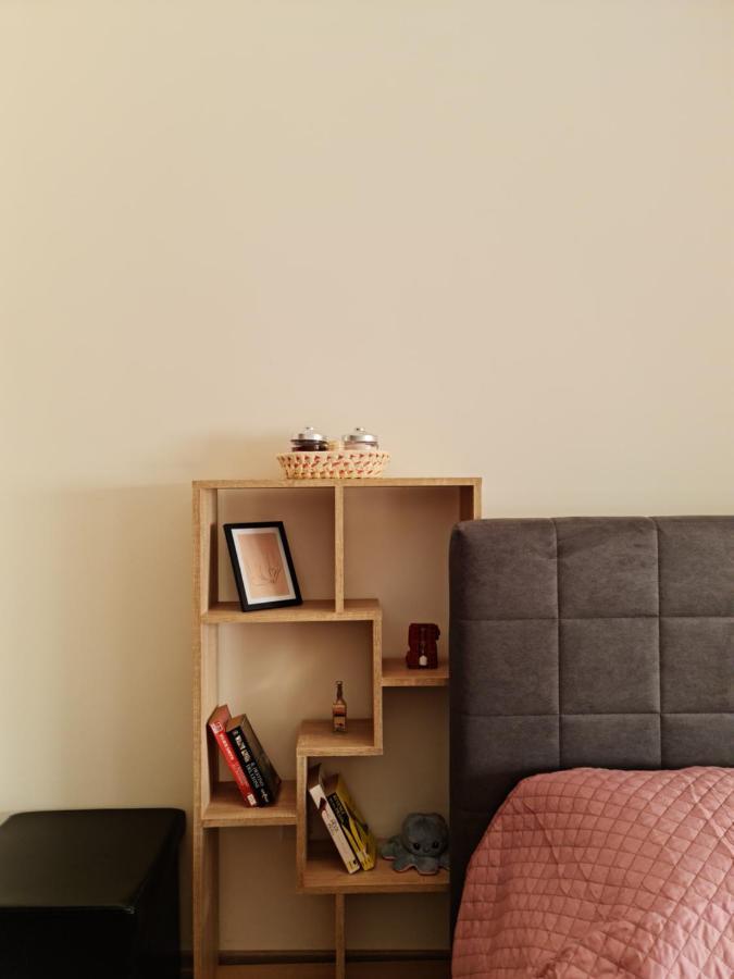 Lovely One Bedroom Studio In Тирана Экстерьер фото